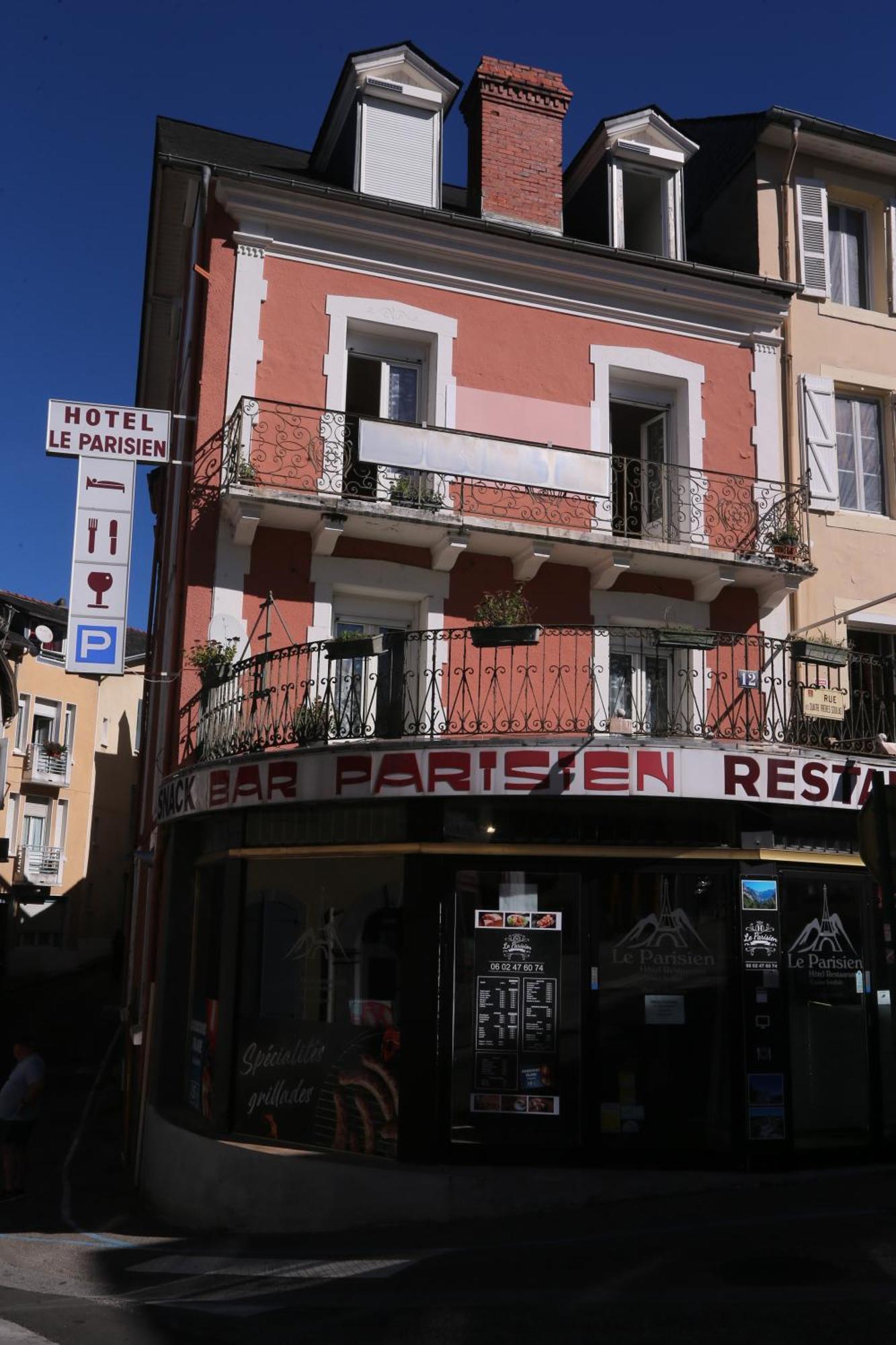 Hotel Restaurant Le Parisien Lurdy Exteriér fotografie